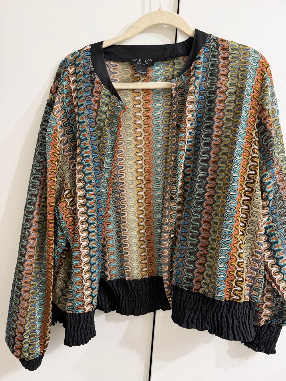 Multicolor Wave-Pattern Bomber Sweater